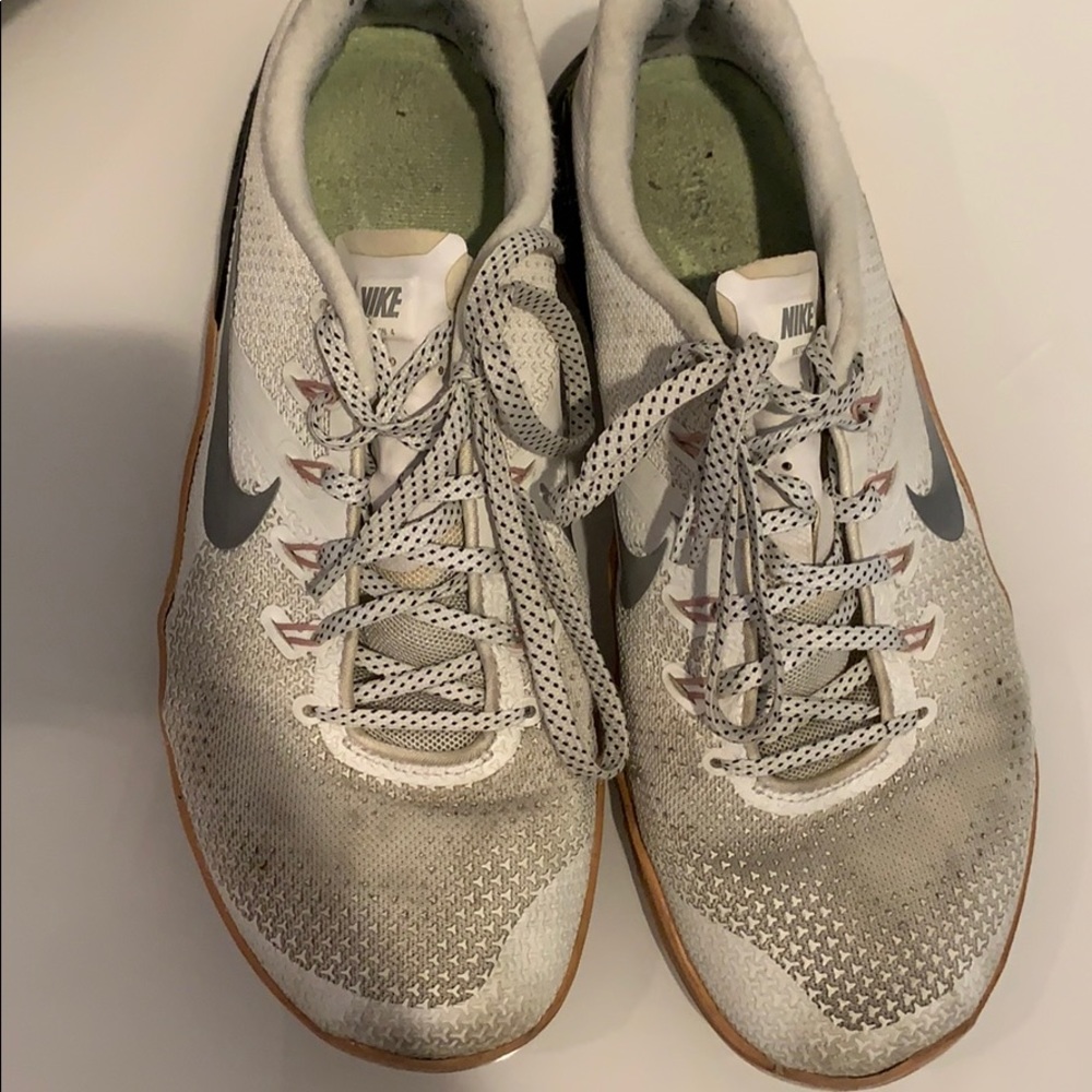 Nike metcon sneakers. Size 9.5